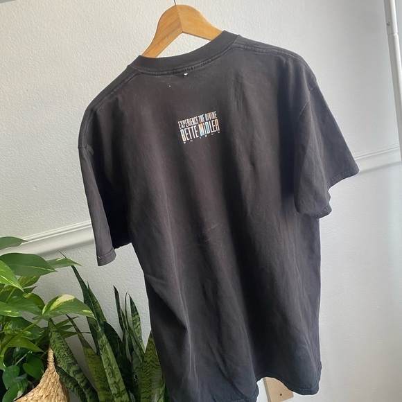 Vintage 1993 Bette Middler on Tour Black Graphic T Shirt - Picture 3 of 6